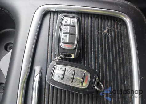 2020 Chrysler Pacifica 35Th Anniversary Limited z USA, uszkodzony, nr VIN 2C4RC1GG3LR101289